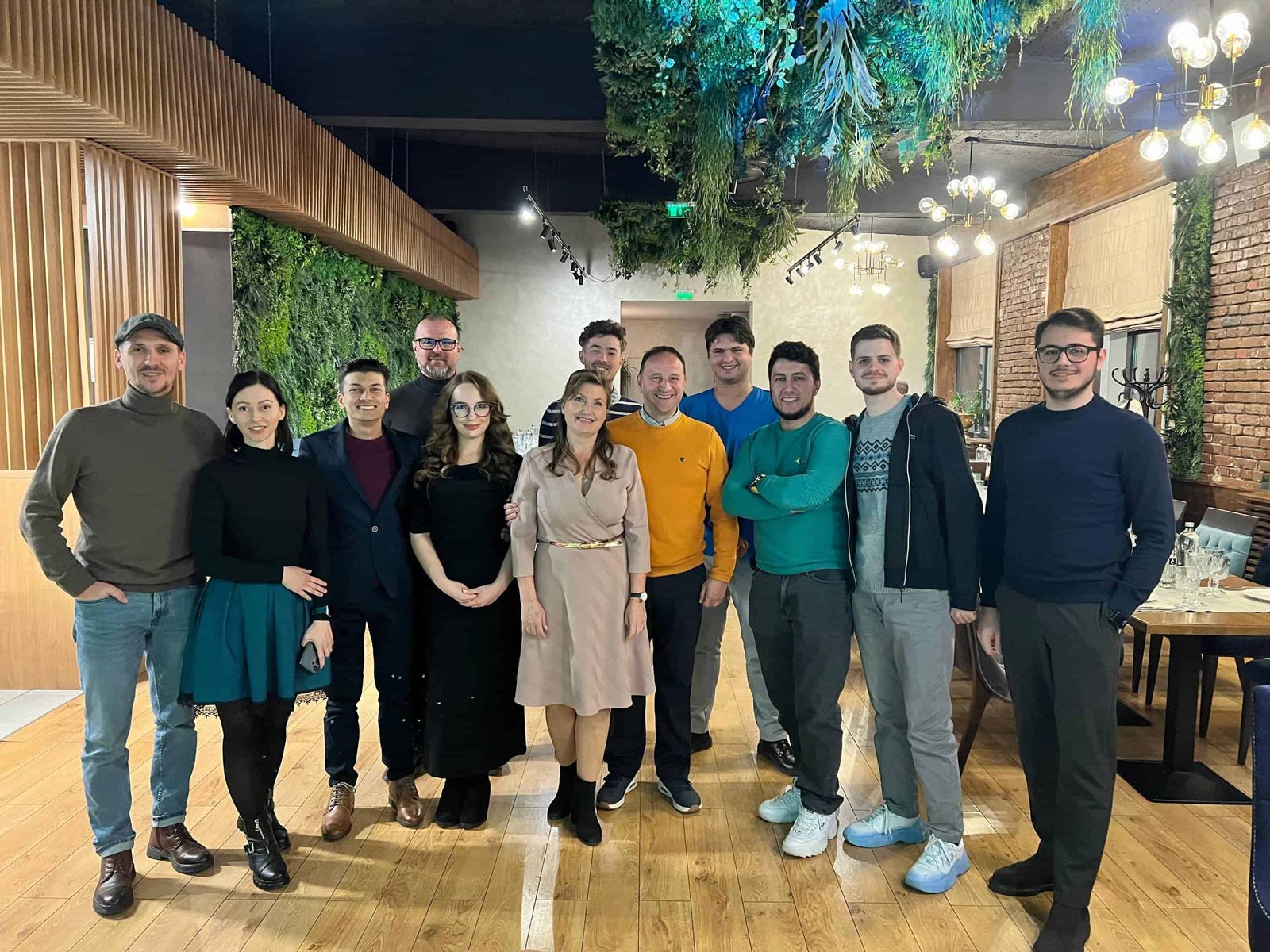 Despre noi 1 Echipa FM site