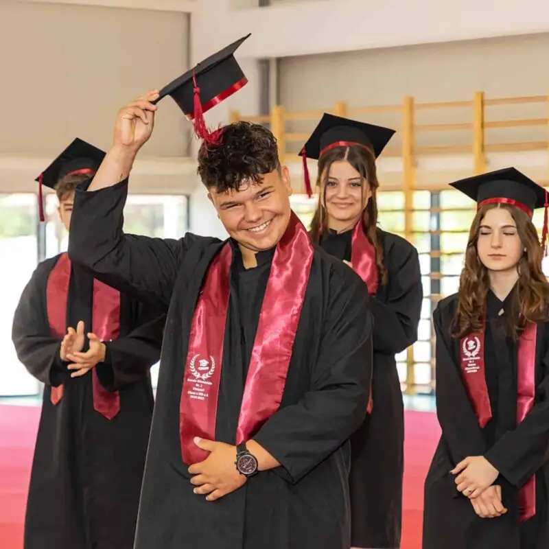 absolvire 10 scaled 1